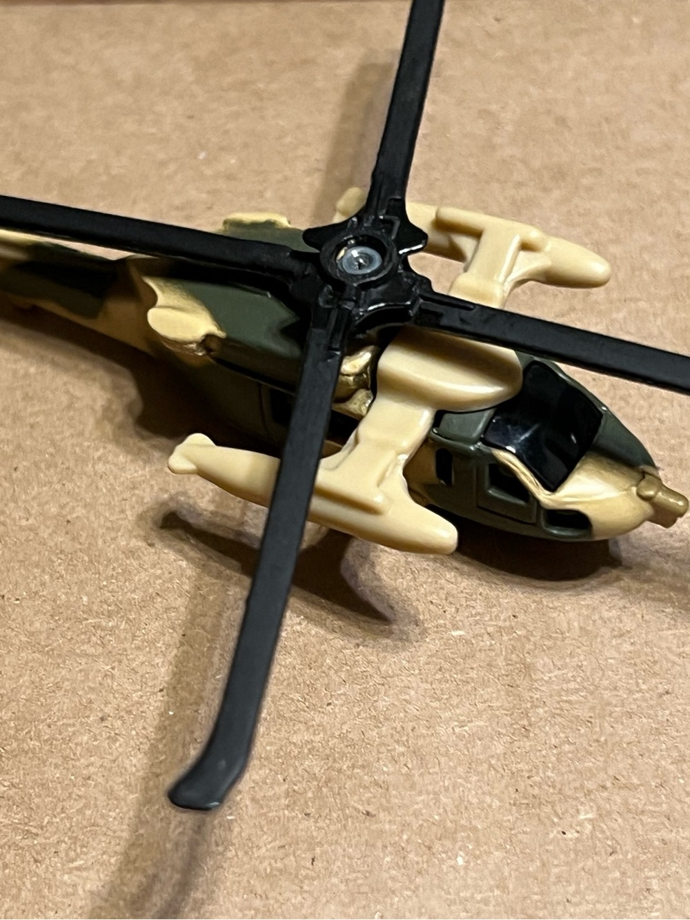 Maisto Night Hawk Helicopter